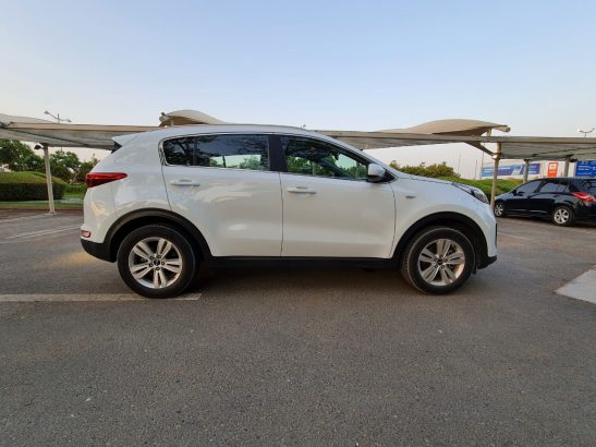 BRAND NEW TYRES KIA SPORTAGE 2017 4 CYLINDER 2.0L MID OPTION LOW MILEAGE