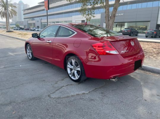 Model 2012 Honda Accord Full Options 3.5 Liter Engine 6 Cylinder