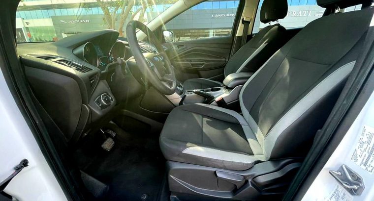 Model 2014 Ford Escape SE Midrange Automatic Gear