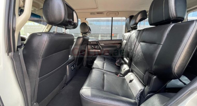 Model 2015 Mitsubishi Pajero GLS