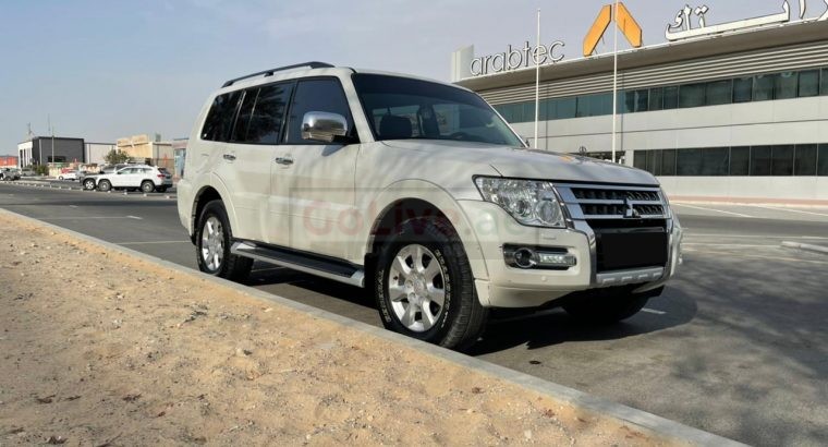 Model 2015 Mitsubishi Pajero GLS