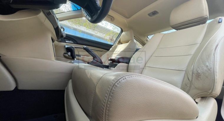 Model 2012 Honda Accord Full Options 3.5 Liter Engine 6 Cylinder