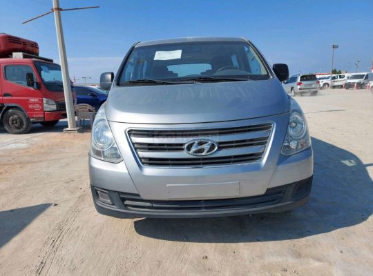 Hyundai H 1 2017 AED 65,000, GCC Spec