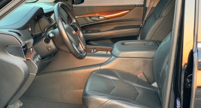 Cadillac Escalade **2017** / GCC Spec / With Warranty & Service