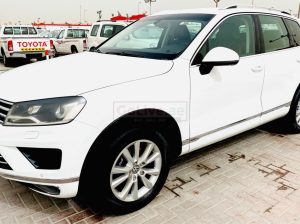 Volkswagen Touareg 2016 AED 56,000, GCC Spec, Good condition, Warranty, Full Option, Navigation System, Fog Lights, Negotiable,