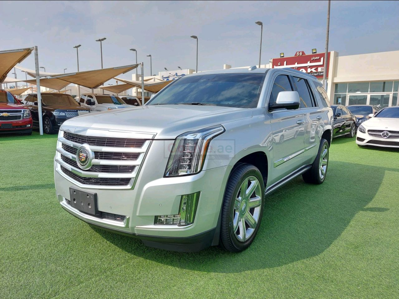 Cadillac Escalade 2015 AED 130,000, GCC Spec, Good condition, Sunroof, Navigation System, Fog Lights, Full Service Report