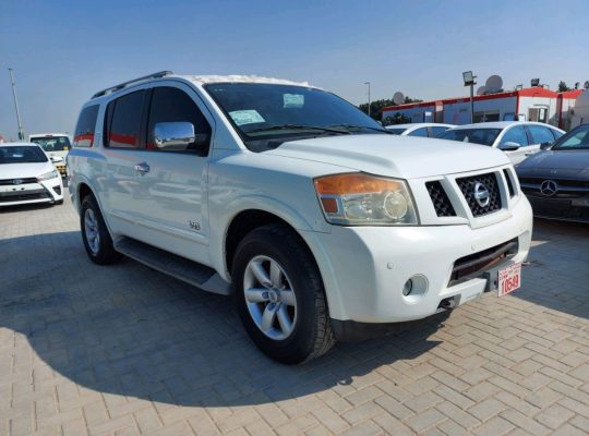 Nissan Armada 2012 AED 35,000, GCC Spec, Good condition, Full Option, Sunroof, Navigation System, Fog Lights, Negotiable