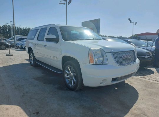 GMC Yukon 2009 AED 29,000, GCC Spec, Full Option, Negotiable