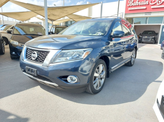 Nissan Pathfinder 2013 AED 33,000, Warranty, Full Option, US Spec, Sunroof, Lady Use, Navigation System, Fog Lights, Negotiable,