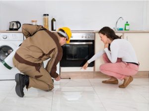 RESIDENTIAL & COMMERCIAL PEST REMOVAL SERVICE