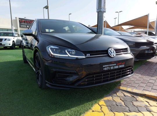 Volkswagen Golf 2019 AED 118,000, GCC Spec, Good condition, Full Option, Sunroof, Negotiable