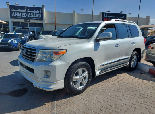 Toyota Land Cruiser 2013 AED 88,000, GCC Spec, Good condition, Full Option, Sunroof,