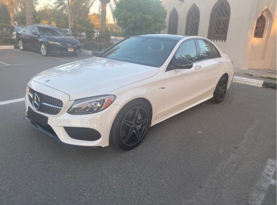 Mercedes Benz C-Class 2018 AED 125,000, Good condition, Full Option, US Spec, Turbo, Family, Sunroof, Navigation System, Fog Light