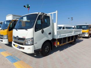 Toyota Hino 2017 AED 69,000, GCC Spec, Negotiable
