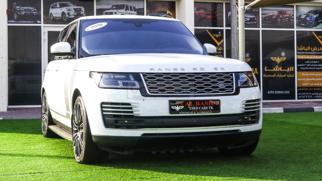 Range Rover Vogue 2015 AED 210,000, GCC Spec, Good condition, Full Option, Sunroof, Navigation System, Fog Lights