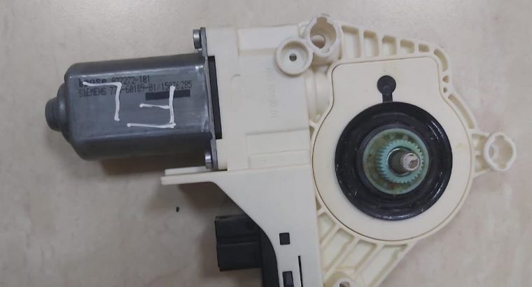 AUDI Q7 2007 TO 2009 FRONT LEFT & BACK RIGHT DOOR WINDOW REGULATOR MOTOR OEM PART NO 4L0959802B ( Genuine Used AUDI Parts )