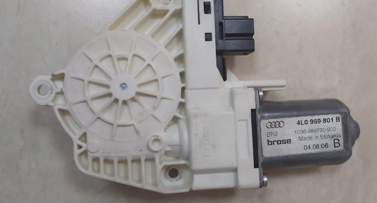 AUDI Q7 2006 TO 2009 FRONT RIGHT & BACK LEFT DOOR WINDOW REGULATOR OEM PART NO 4LO959801B ( Genuine Used AUDI Parts )