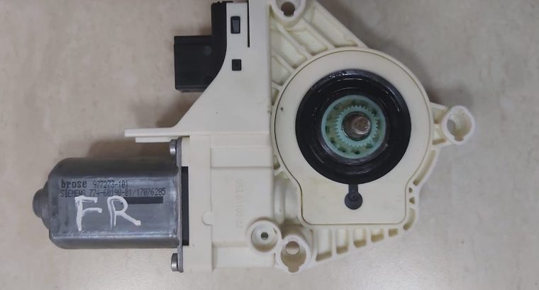 AUDI Q7 2006 TO 2009 FRONT RIGHT & BACK LEFT DOOR WINDOW REGULATOR OEM PART NO 4LO959801B ( Genuine Used AUDI Parts )