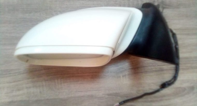 AUDI Q7 2007 2008 2009 LEFT SIDE VIEW MIIROR COMPLETE ASSEMBLY OEM PART NO 4L1857409L ( Genuine Used AUDI Parts )