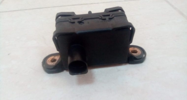 AUDI Q7 VW TOUAREG TRANSPORTER AUDI TT PORSCHE CAYENNE ACCELERATION SENSOR ESP PART NO 7H0907652A OEM ( Genuine Used AUDI Parts )