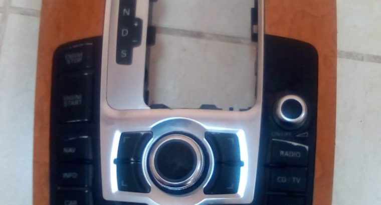 AUDI Q7 2007 2008 2009 CENTER CONTROL CONSOLE OLIVE BEIGE COLOUR OEM PART NO 4L0864261C ( Genuine Used AUDI Parts )