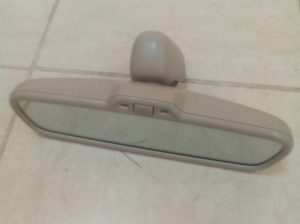 Audi Q7 2007 2008 2009 Rear View Mirror Auto Dimming Compass OEM PART NO 4L0857511A ( Genuine Used AUDI Parts )