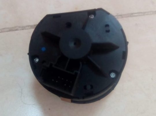AUDI Q7 A6 2006 2007 2008 2009 LIGHT SWITCH OEM PART NO 4F1941531D ( Genuine Used AUDI Parts )