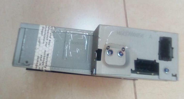 AUDI Q7 2007 2008 2009 MMI 6 CD MULTI CHANGER OEM PART NO 4L0910111A ( Genuine Used AUDI Parts )
