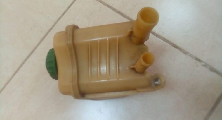 Audi Q7 2007 TO 2015 Power Steering Pump Reservoir Tank PART NO 7L6422373B OEM ( Genuine Used AUDI Parts )