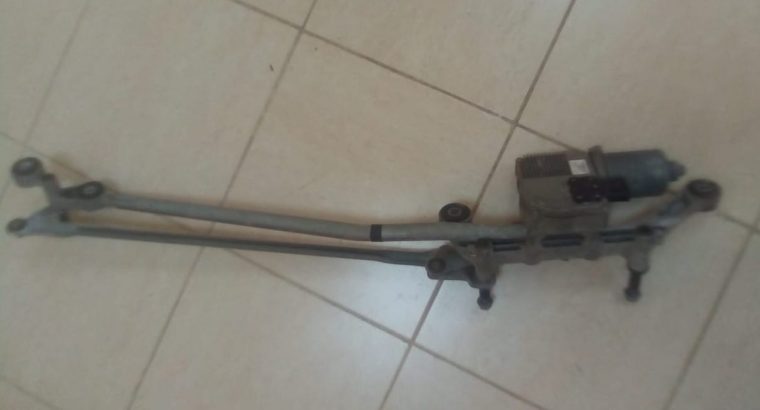 AUDI Q7 2007 2008 2009 2010 2011 2012 WINDSCREEN WIPER MOTOR LHD OEM PART NO 4l1910113 ( Genuine Used AUDI Parts )