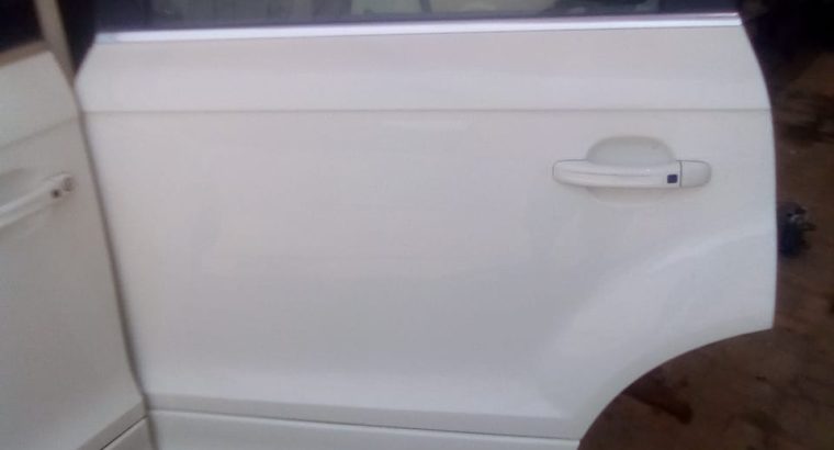 AUDI Q7 2007 TO 2012 REAR LEFT DOOR PART NO 4L0833051 ( Genuine Used AUDI Parts )