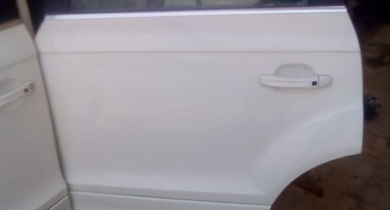 AUDI Q7 2007 TO 2012 REAR LEFT DOOR PART NO 4L0833051 ( Genuine Used AUDI Parts )