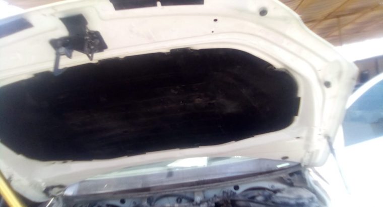 AUDI Q7 2007 TO 2014 FRONT BONNET WHITE COLOUR PART NO 4L0823155A ( Genuine Used AUDI Parts )