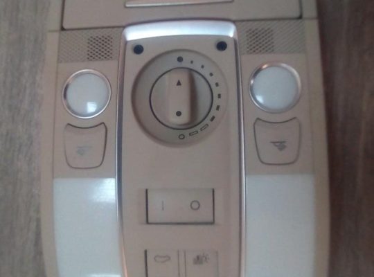 AUDI Q7 2007 TO 2010 Interior Light Reading Light Panorama Switch Part NO 4L0947135P ( Genuine Used AUDI Parts )