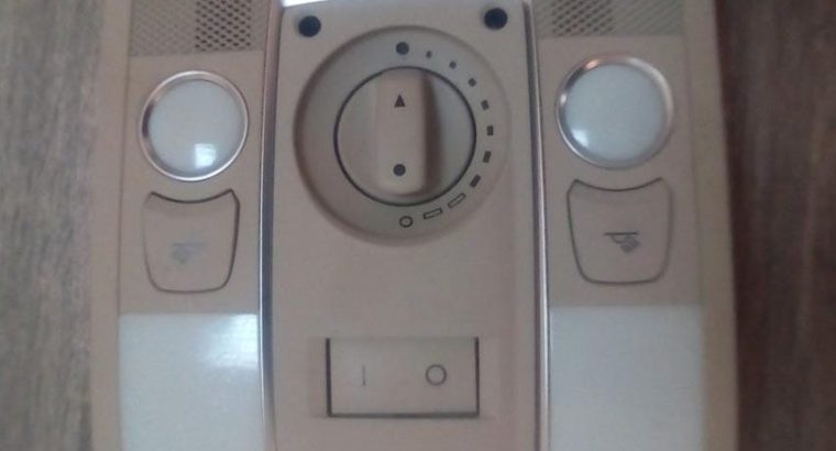AUDI Q7 2007 TO 2010 Interior Light Reading Light Panorama Switch Part NO 4L0947135P ( Genuine Used AUDI Parts )