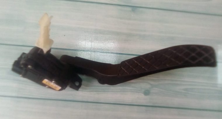 AUDI Q7 VW TOUAREG 2007 TO 2015 ACCELRATOR PEDAL SENSOR PART NO 7L0723507B ( Genuine Used AUDI Parts )