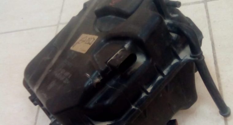 AUDI Q7 2007 2008 2009 ENGINE WATER COOLANT RESERVOIR TANK OEM PART NO 4L0121407E ( Genuine Used AUDI Parts )
