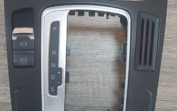 Audi A4 2009 TO 2012 LHD Center Console Gear Surround Trim PART NO 8K0864261 ( Genuine Used AUDI Parts )