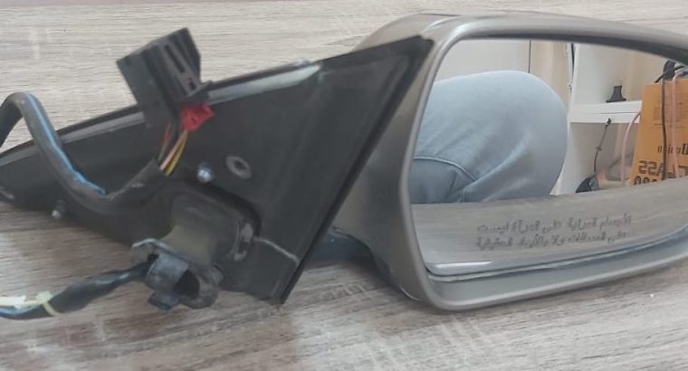 AUDI A4 2009 TO 2012 LHD RIGHT SIDE VIEW MIRROR COMPLETE ASSEMBLY WITH INDICATOR ( Genuine Used AUDI Parts )