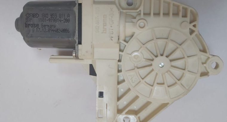 Audi A1 A4 A6 Q3 Q5 Touareg BACK LEFT Door Window Motor Part No 8K0959811A ( Genuine Used AUDI Parts )