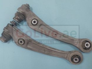 Audi A4 A5 2009 Front Lower Wishbone Control Arm Right & LEFT PART NO 8K0407156B & 8K0407155B ( Genuine Used AUDI Parts )