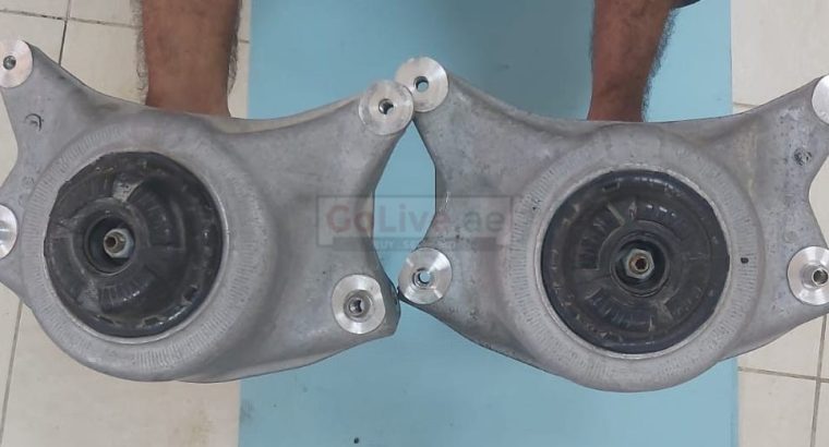 AUDI A4 2009 TO 2012 FRONT SHOCK ABSORBERS RIGHT & LEFT ASSEMBLY PART NO 8K0413031AN ( Genuine Used AUDI Parts )