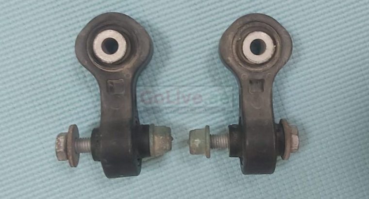 Audi A4 2009 to 2012 Rear Sway Bar End Links Part No 8K0505465E ( Genuine Used AUDI Parts )