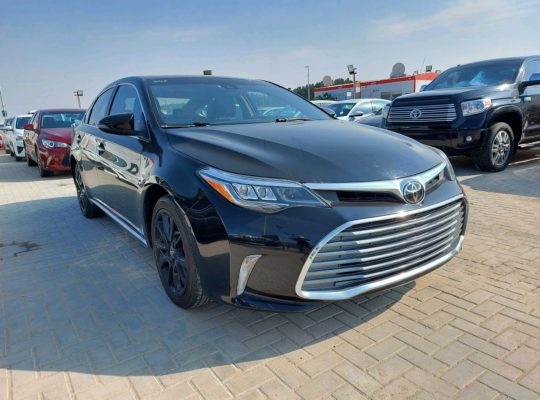 Toyota Avalon 2017 AED 65,000, Good condition, Full Option, US Spec, Navigation System, Fog Lights