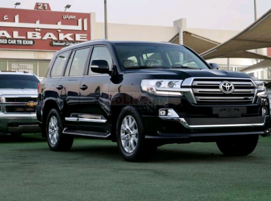 Toyota Land Cruiser 2017 AED 195,000, GCC Spec, Good condition, Full Option, Sunroof, Navigation System, Fog Lights, Negotiable