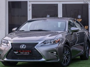 Lexus IS-Series 2016 AED 65,000, Good condition, Full Option, US Spec, Sunroof, Navigation System, Fog Lights