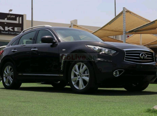 Infiniti QX70 2015 AED 75,000, Good condition, Full Option, Family, Sunroof, Negotiable