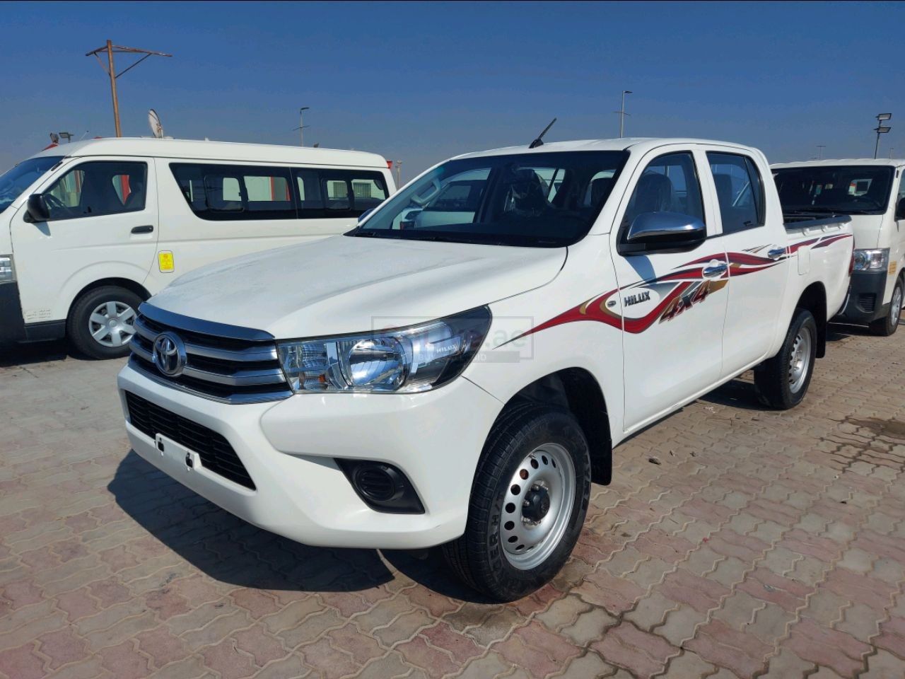 Toyota Hiace 2017 AED 75,000, GCC Spec, Good condition, Negotiable