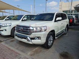 Toyota Land Cruiser 2019 AED 170,000, GCC Spec, Good condition, Full Option, Fog Lights, Negotiable