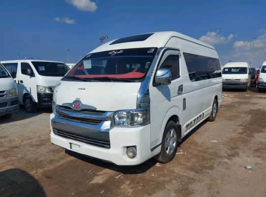 Toyota Hiace 2014 AED 57,000, GCC Spec, Negotiable